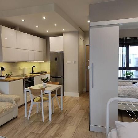 Sweet Apartment Vis-A-Vis Medicover And Paley Institute 华沙 外观 照片